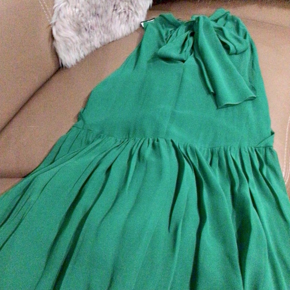 100% Silk Club Monaco Incredible Dress - Picture 10 of 14